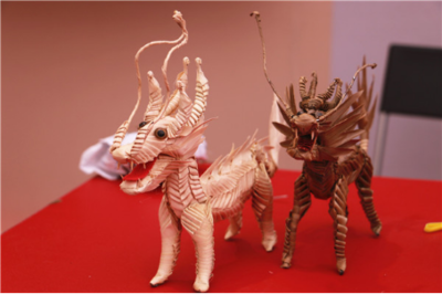 非遺進校園 羌族草編進校園，編織五彩非遺夢與日用品之思